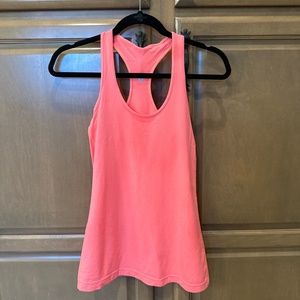 Lululemon tank top